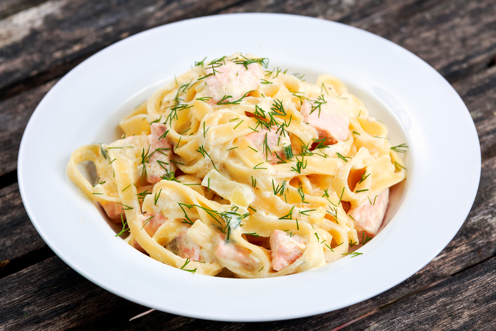 i143622-pates-a-la-carbonara-au-saumon